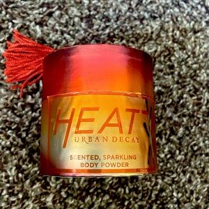 Urban Decay Body Highlighting Powder